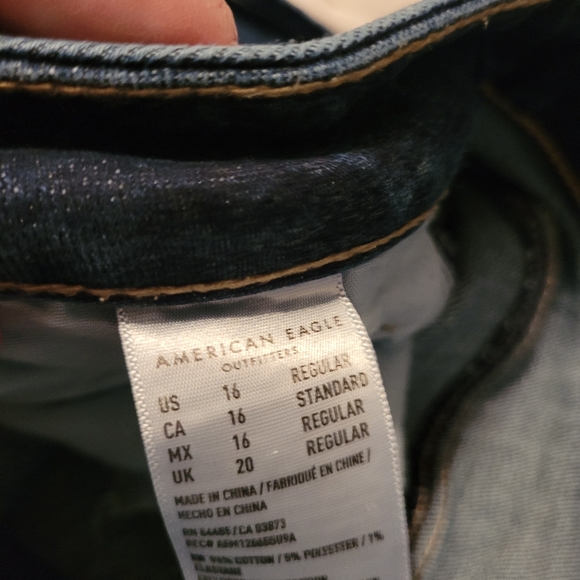 American Eagle Super Stretch Jeans - Picture 4 of 4